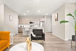 Spacious Whitestown Getaway