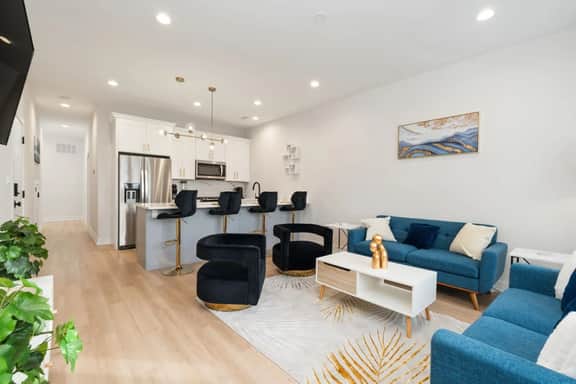 Luxe Gilean: Elegance Awaits