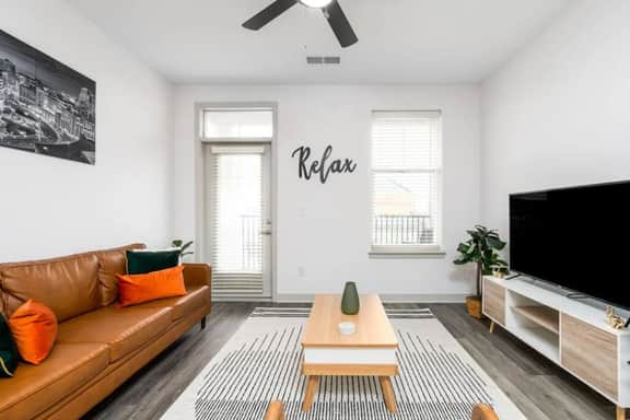 Affordable Getaway Whitestown